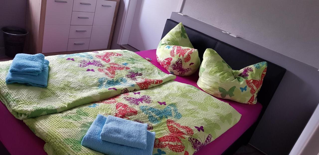 Bed And Breakfast Zeulenroda 外观 照片