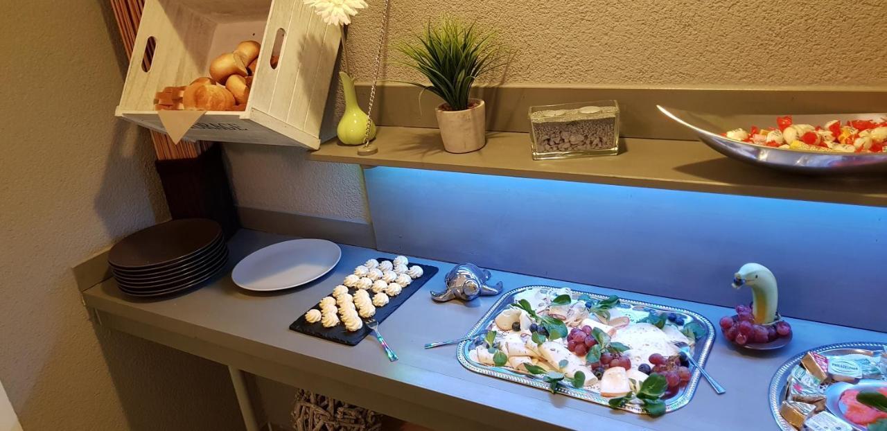 Bed And Breakfast Zeulenroda 外观 照片